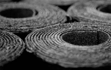 Dwyrhiw bitumen roof disadvantages